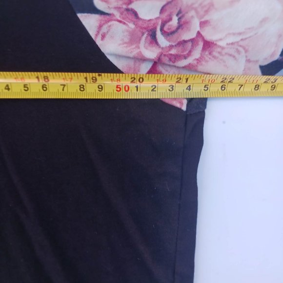 Shein Men's Size M Black Rose Short Sleeve Polo Shirt - Picture 5 of 8